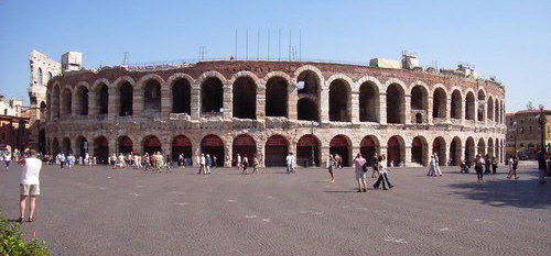 Verona piazza Bra - L'Arena